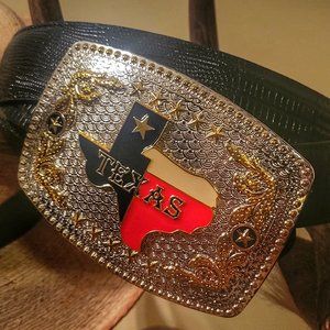 VINTAGE TEXAS BELT BUCKLE FOR THE WESTERN COWBOY